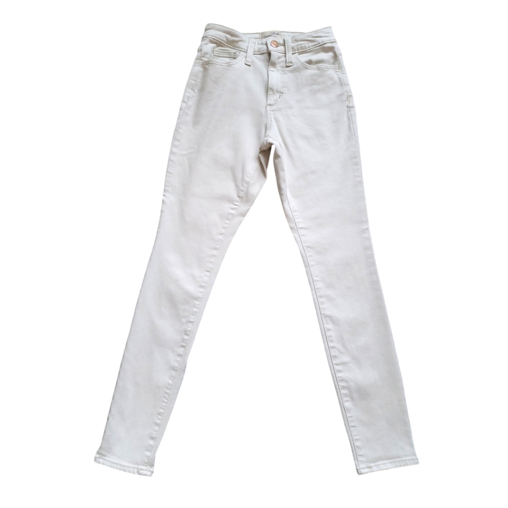 ☕ Universal Thread High Rise Skinny Jeans